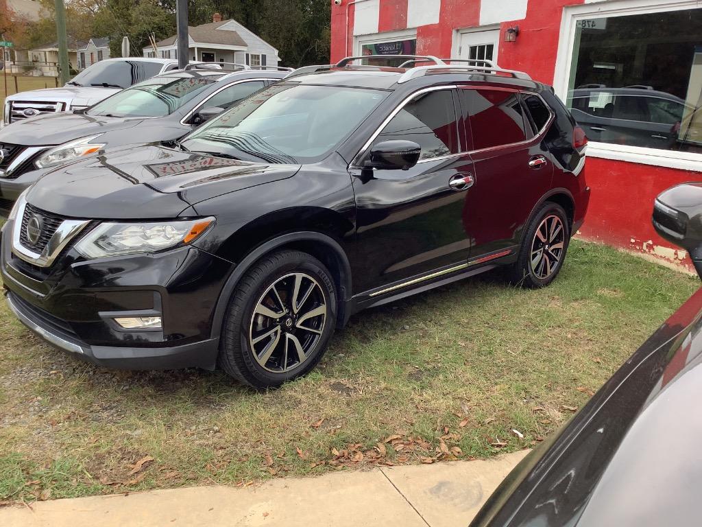 2019 Nissan Rogue SL's photo